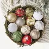 150mm (6 Inch) Shatter Resistant Indoor / Outdoor Christmas Ornaments Pack of 2 Christmas