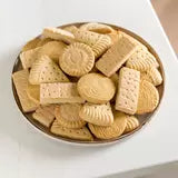 Kirkland Signature Walkers Premium Shortbread Selection, 2.1kg Tin Kirkland Signature